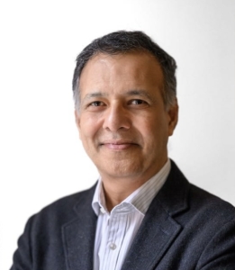 Dr Vivek Srivastava